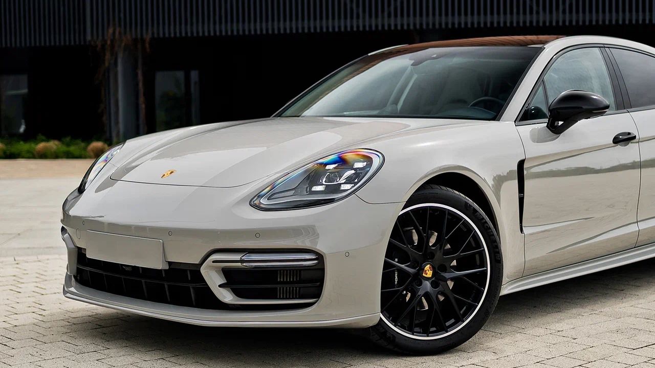 Фото Porsche Panamera - 2