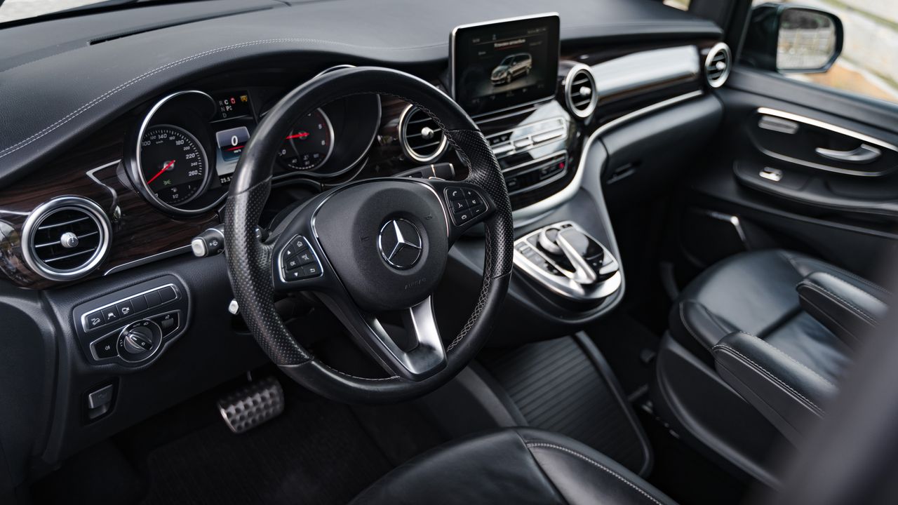 Фото Mercedes-Benz V250 - 5